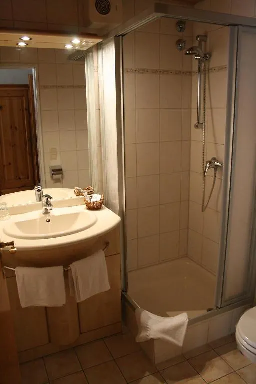 Landhotel Huberhof Schwangau 3*,